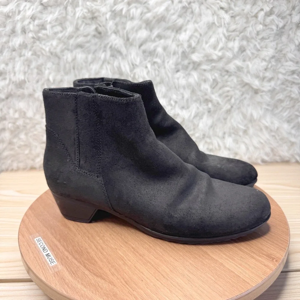 ABEO Distressed Black Suede Ankle Boots Booties Round Toes Women's Shoes‎ Size 7